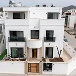 Luxury 4 Bedroom With Private Pool 200m To - Yeni Dunya Villa Bodrum