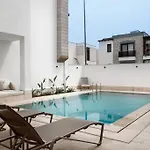 Luxury 4 Bedroom With Private Pool 200m To - Yeni Dunya Villa *