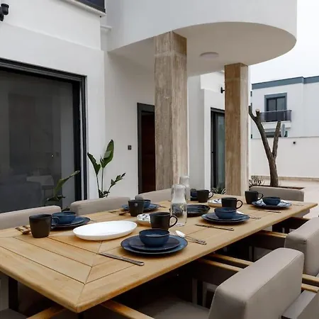 Luxury 4 Bedroom With Private Pool 200m To - Yeni Dunya Villa *
