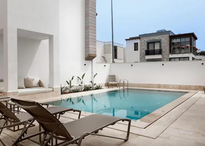 Luxury 4 Bedroom With Private Pool 200m To - Yeni Dunya Villa *