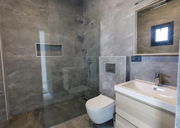 Luxury 4 Bedroom With Private Pool 200m To - Yeni Dunya Vila Bodrum